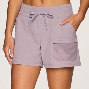 Avalanche Women's Lavender Elastic Waistband Cargo Shorts Size L